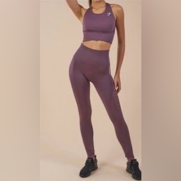 Gymshark Energy Seamless Set - Picture 2 of 13